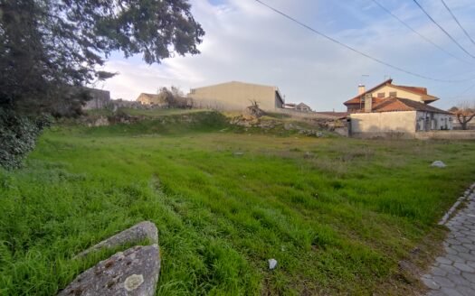 “Novidade” Terreno para Construção em Vila Franca das Naves