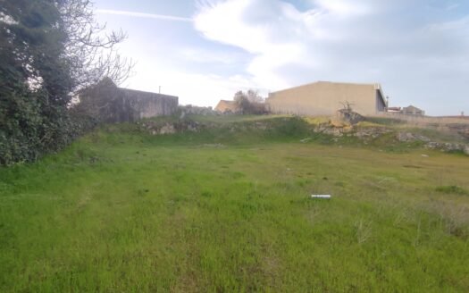 “Novidade” Terreno para Construção em Vila Franca das Naves